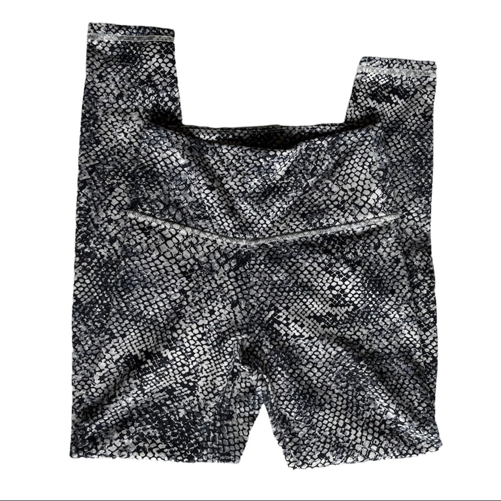 Balance Collection full length high waist black white snakeskin leggings size S